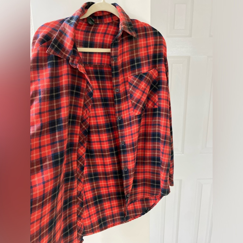 Beautiful red plain long sleeve.😍